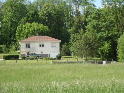 Gy House | Gîte indépendant avec étang - 3 chambres, animaux admis - FR-1-583-382