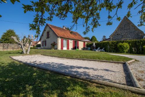 Saint-Andre-dAllas House | Gîte La Salamandre