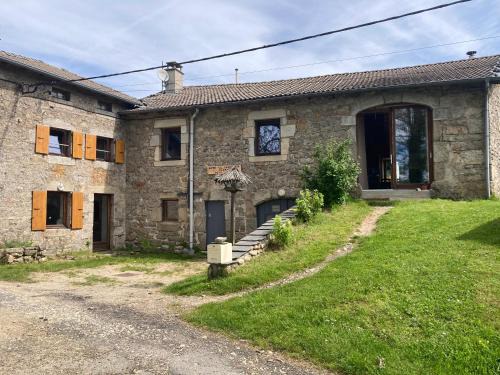 Tence House | Gîte Le chant des mésanges avec 3 chambres