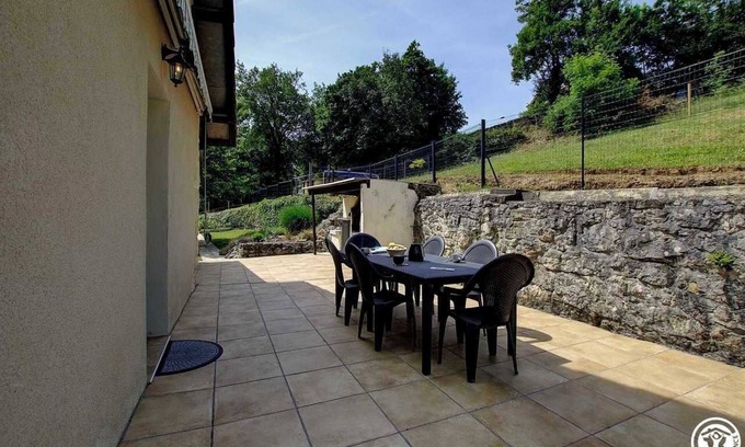 Bregnier-Cordon House | Gîte le Machaon - Bregnier Cordon