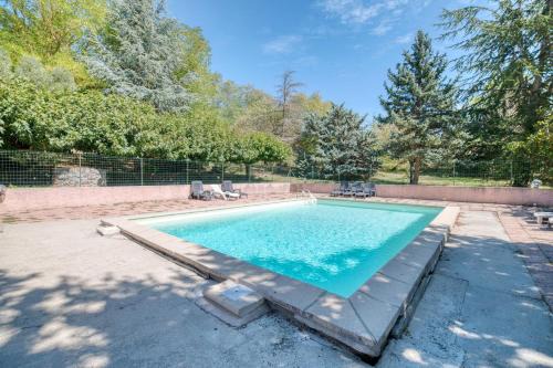 La Cassaigne House | Gîte Le Rosier - Gîte À La Ferme