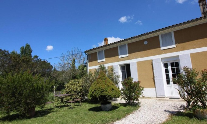 Lesparre-Medoc House | Gîte Lesparre-Médoc, 2 pièces, 2 personnes - FR-1-440-167