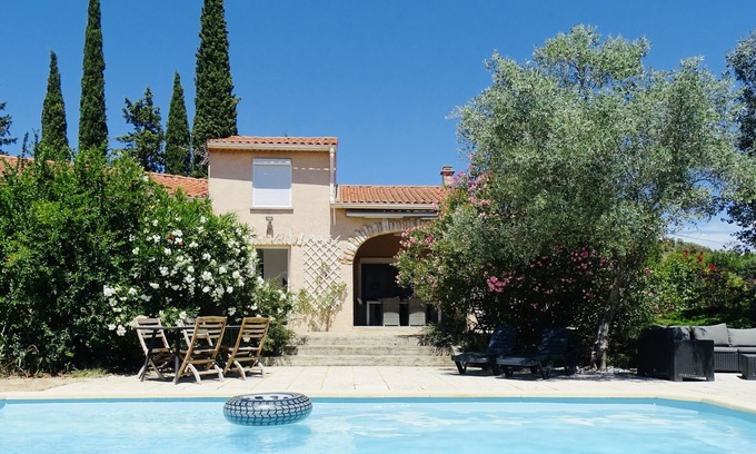 Vallon-Pont-d'Arc House | Gîte Neuf Indépendant 4-5 Couchages Tout Confort Piscine Privée