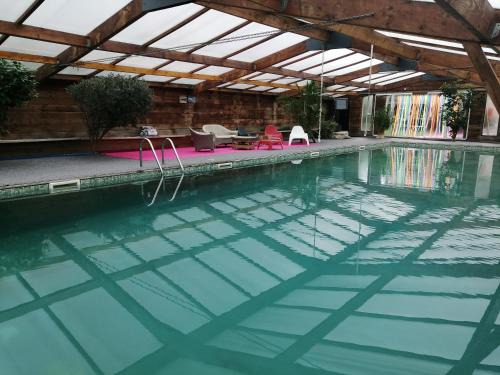 Lignieres Bed & Breakfast | Gîte, piscine L'Ange Blanc 28 personnes