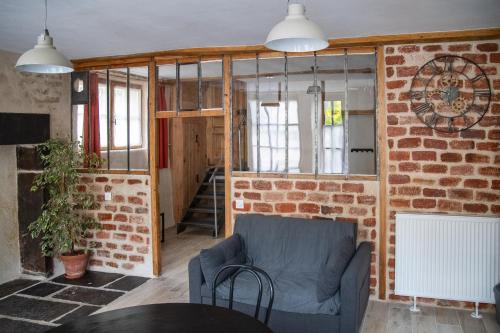 Artonne Apartment | Gîte PMR - Le petit atelier de Marius