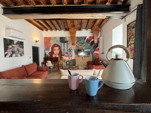 Montaigu-le-Blin House | Gîte Pop Art Coloré, 6 pers, Proche Vichy - FR-1-489-519