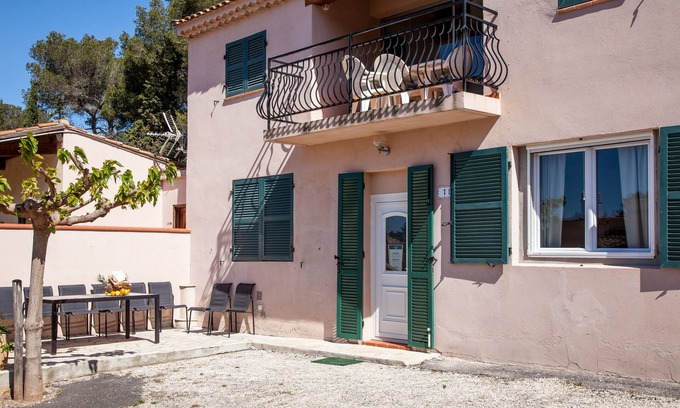 Le Pradet House | Gîte Tibouren - Domaine de la Navicelle