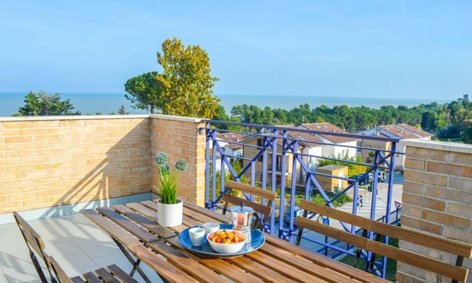 Foggetta Apartment | G.Bay C25 - Second floor apartment with balcony and hill view