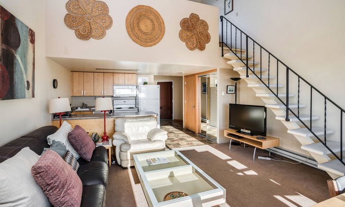 Gearhart Condo | G691 4th floor 1 bedroom Loft No cleaning fees