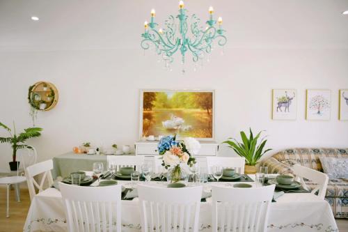 Maraylya Villa | Gables Box hill Maraylya Two Level House 14ppl