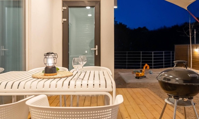 Gangneung House | Gangneung Agigorae Poolvilla