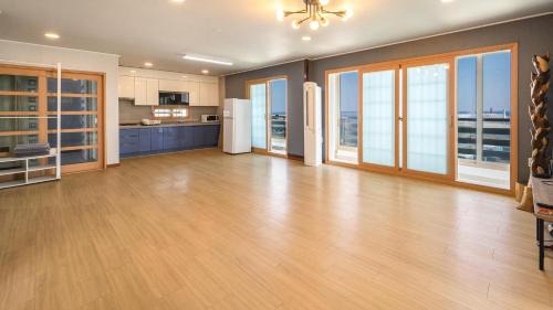 Gangneung House | Gangneung Basecamp Pension