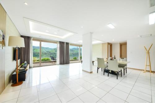 Gapyeong House | Gapyeong Club Fish Villas Pension