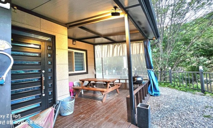 Buk House | Gapyeong Myeongjisan Family Pension