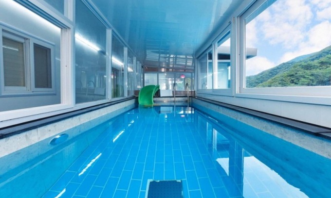 Buk House | Gapyeong Shinbi Kids Pool Villa