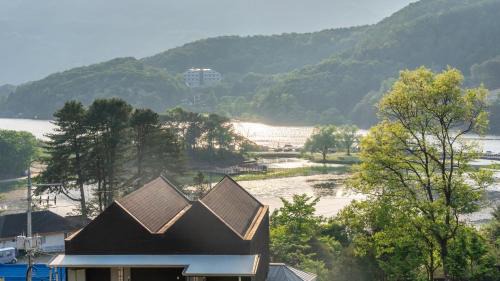Seorak House | Gapyeong Yeonkkocchosu Pet Pension