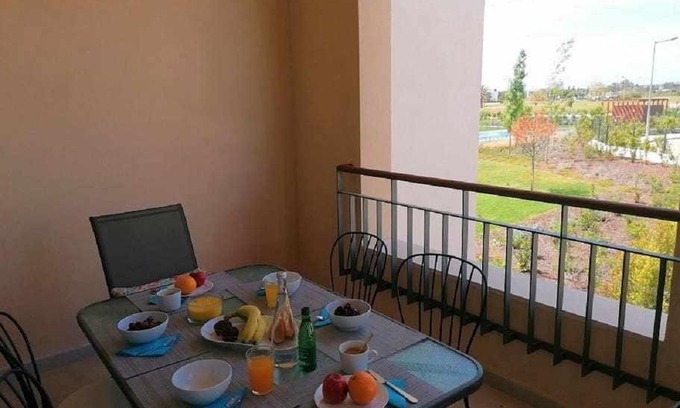 Vilamoura Apartment | Gardens Side By FHR piscina parking