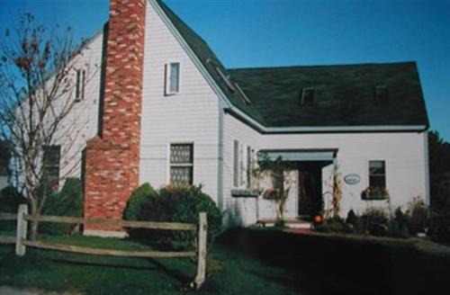 Fifth Ward Bed & Breakfast | Gardenview Bed and Breakfast