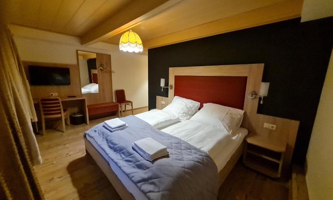 Oeversee Hotel | Gasthaus Frörup