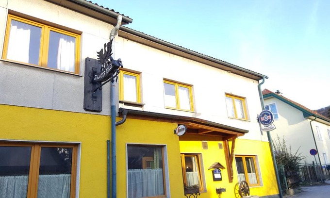 Sankt Andrae-Woerdern Hotel | Gasthaus Schwarzer Adler