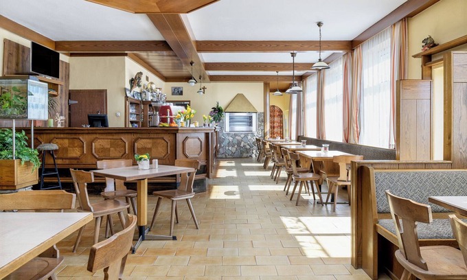 Enzersdorf an der Fischa Hotel | Gasthof Rupp