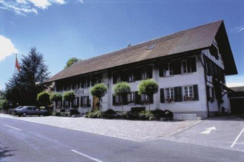 Kyburg-Buchegg Hotel | Gasthof Kreuz Mühledorf
