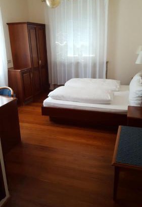 Biberach an der Riss House | Gaststätte Peperoni