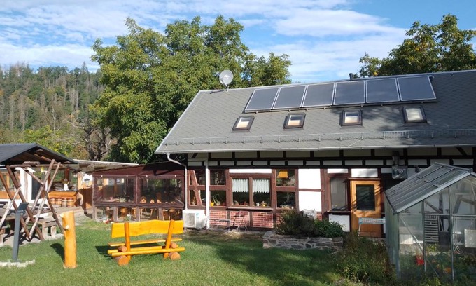 Altenbeuthen House | Gaststätte und Pension Vorwerk Altenroth