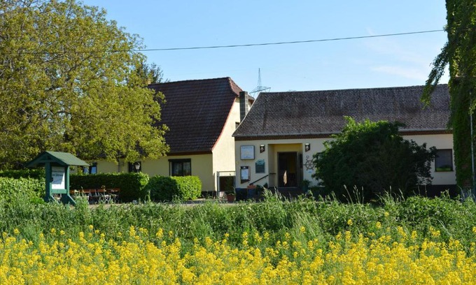 Zerbst/Anhalt House | Gaststätte "Zum Fährmann"