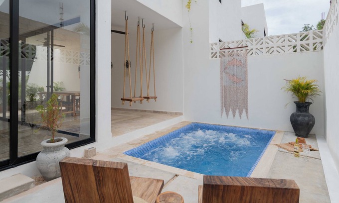Tulum House | Gated Private Townhome-3 Bedrooms 6 Guests-Non-Heated Jacuzzi-Centrally Located