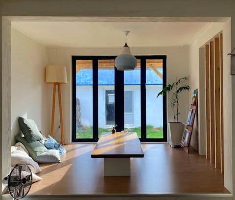 Aewol Villa | Gawkji House