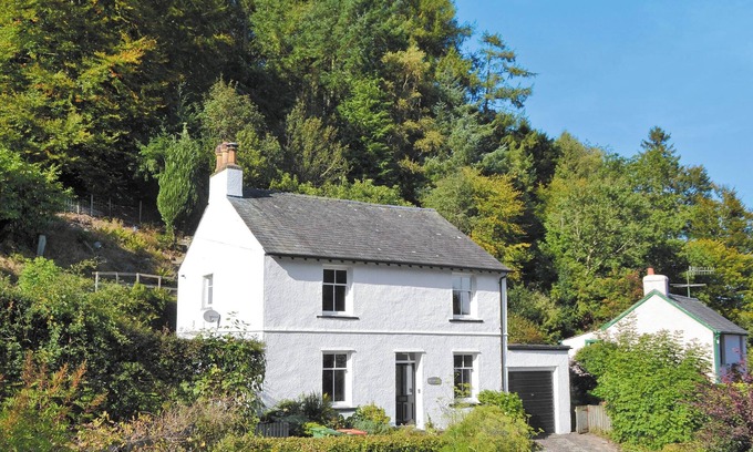 Thornthwaite Cottage | 4 bedroom accommodation in Seldom Seen near Thornthwaite