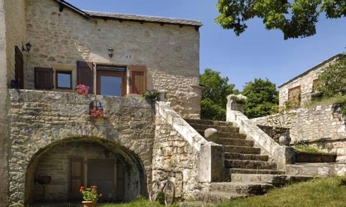 La Malene House | Gca147 - Gîtes de France 2 Épis 4 Pers à Mazel Bouissy