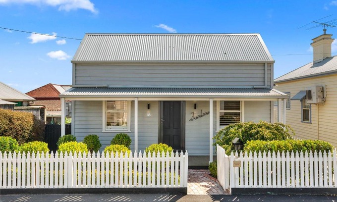 Geelong West House | Geelong West Miner's Cottage