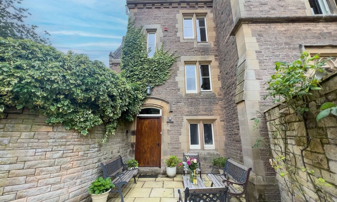 Wetheral Apartment | Geltsdale Wing, Wetheral sleeps 2