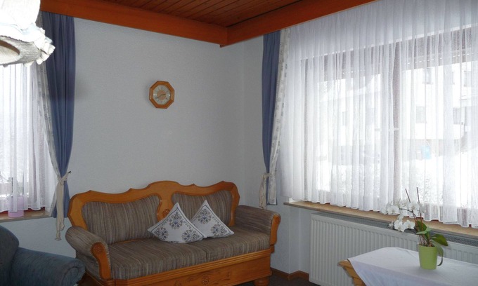 Bischofsgruen Apartment | Gemütliche Fereinwohnung in ruhiger Lage mit überdachtem Balkon