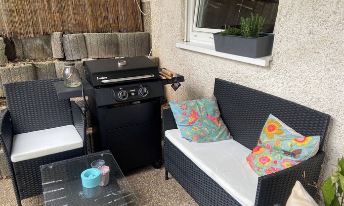 Saarbruecken Apartment | Gemütliche Wohnung am deutsch französischen Garten