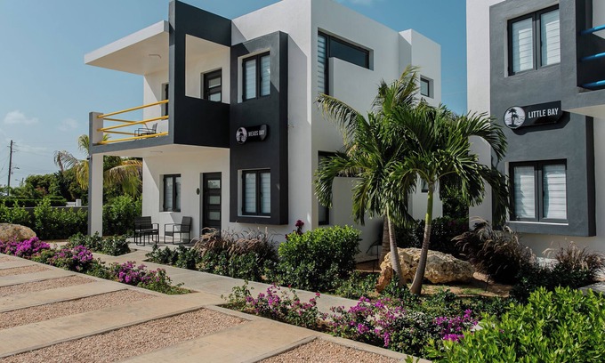 Cove Bay Hotel | Genesis Residences nMeads Bay 1 - Downstairs Unit