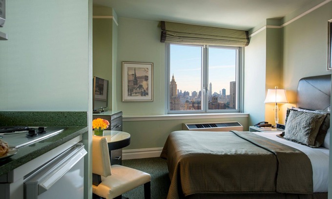 Lincoln Square Apartment | Genuine NYC Escape! Historic Property Near the Metropolitan Museum of Art!