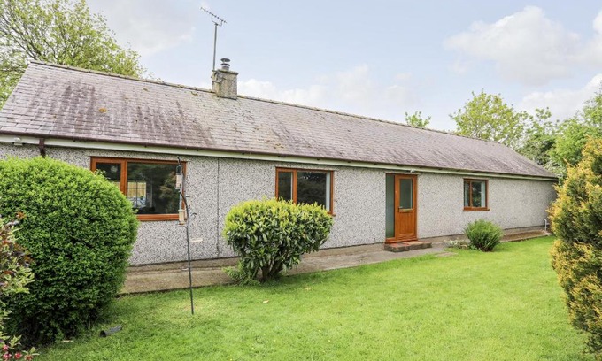 Bodffordd House | Ger Y Llan