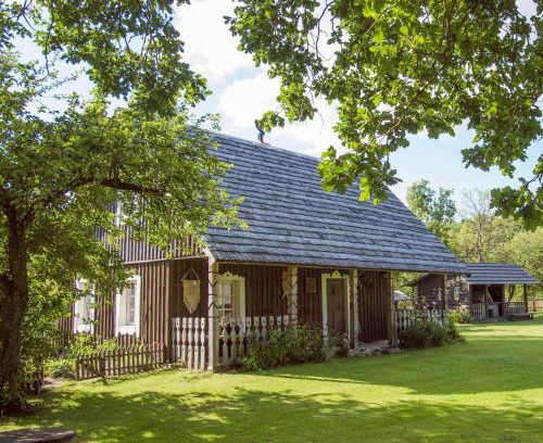 Lithuania House | Gervių giesmė - country homestead