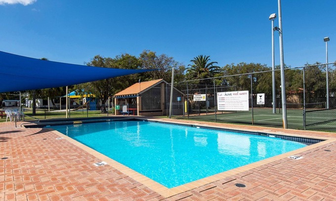 Broadwater Cabin | Getaway to Cabin 49- this charming, cute cabin located in the Geographe Holiday Park