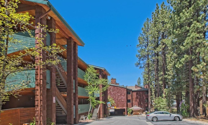 Big Bear Lake Cabin | GetAways at Snow Lake Lodge