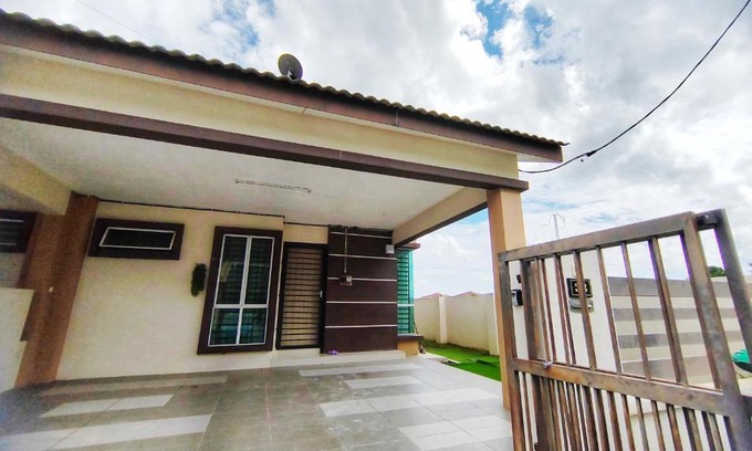 Kota Setar District House | Ghumah by R&P (near Hospital Sultanah Bahiyah)
