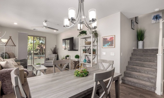Chandler House | Gila Haven: Pool-Spa-Private Garage-Bbq-Gated Community-YouTubeTv