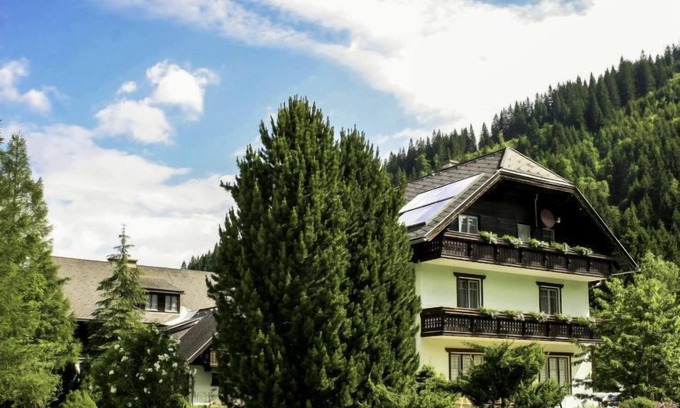 Donnersbachwald Apartment | Gipfelkreuz by Interhome