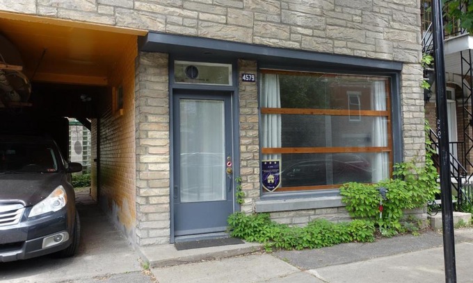 Plateau Mont Royal Apartment | Gite à Coté