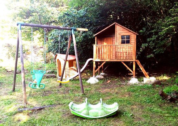 Chateau-Verdun Cottage | Gite 1 - Le Cairn: bed and breakfast