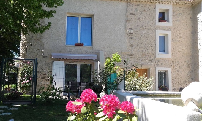 Pierrevert Cottage | Gite 60m2 LES LAVANDES