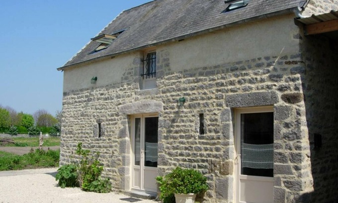 Annoville Cottage | Gite Annoville, 1 bedroom, 2 persons